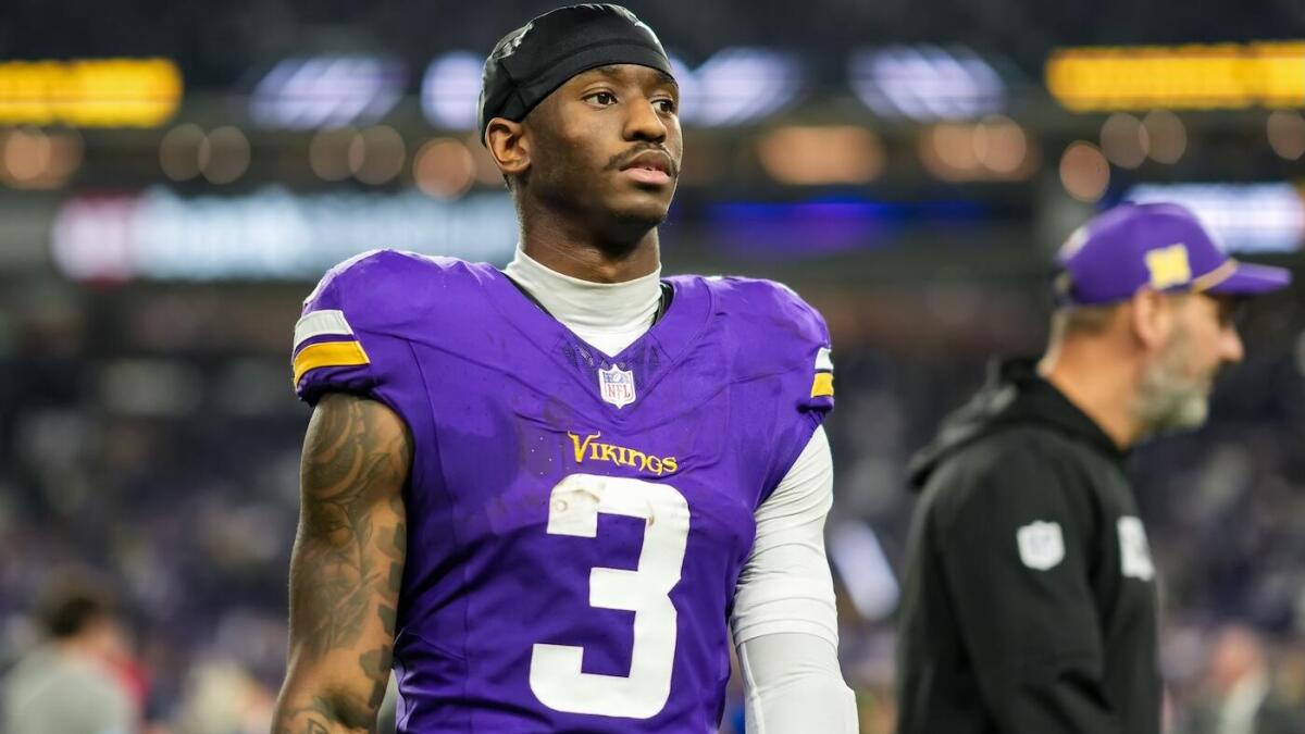 https://sportshub.cbsistatic.com/i/r/2025/10/05/c63904b8-2f6e-49e6-9940-72520cee4d0b/thumbnail/1200x675/ca2d3e45eb3aef93383c41467258abd8/addison.jpg