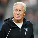 NFL winners, losers from Week 5, plus grades for every team and picks for Chiefs-Jaguars on Monday night 6 Chicago Bears v Las Vegas Raiders - NFL 2025