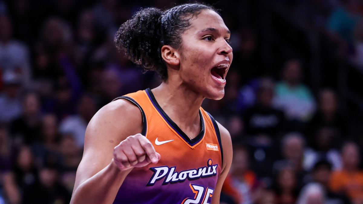 https://sportshub.cbsistatic.com/i/r/2025/10/06/80912f3e-0293-401c-8a9a-b83b83f06a5c/thumbnail/1200x675/d06504a357a129ed43e53894e5a2daeb/alyssa-thomas-getty.png