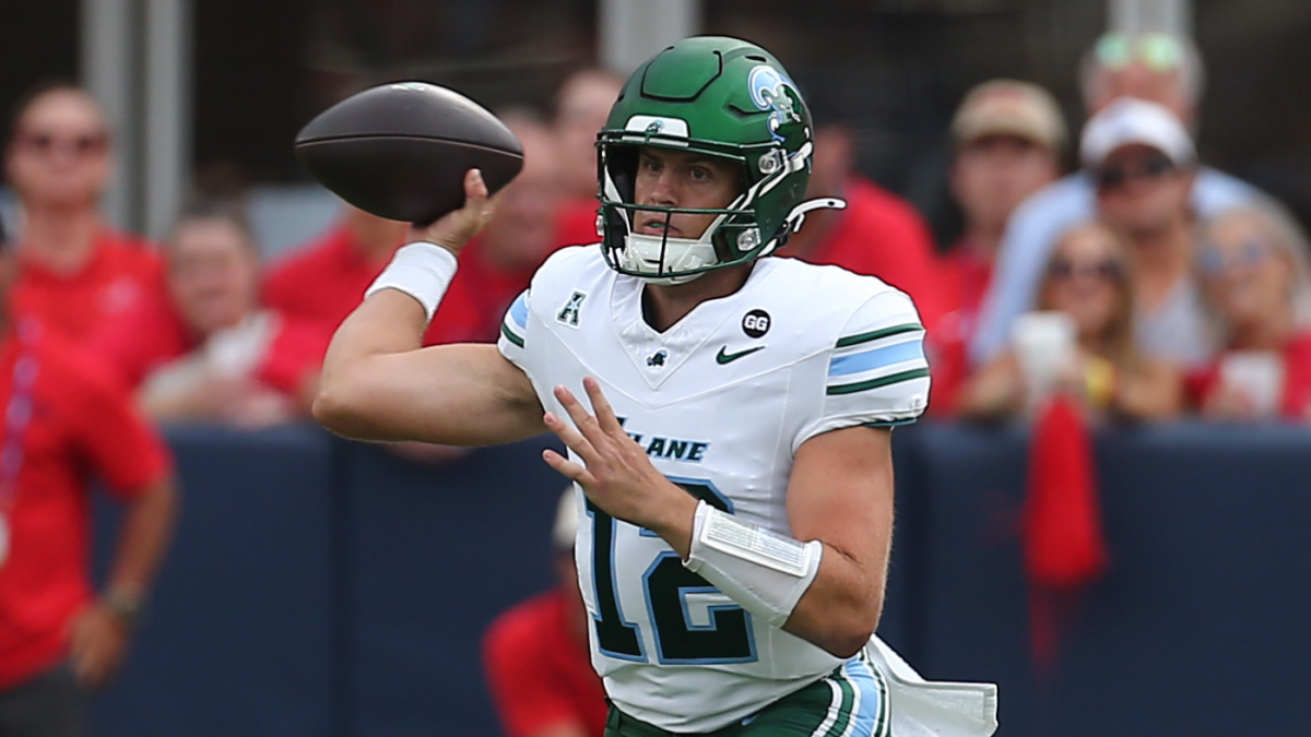 https://sportshub.cbsistatic.com/i/r/2025/10/07/1601233f-1351-42d8-b228-eb3b744ea7ba/thumbnail/1200x675/5544a9ba12eca0aa024d18c462448050/jake-retzlaff.png