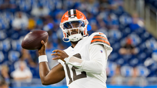 Browns' Kevin Stefanski not committing to Shedeur Sanders as backup QB  following Joe Flacco trade - CBS Sports