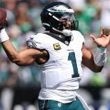 jalen-hurts-eagles-cbs.jpg