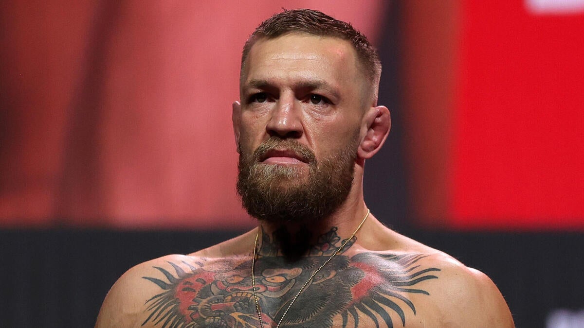 https://sportshub.cbsistatic.com/i/r/2025/10/07/ff9d22ad-2969-4120-b359-f17f9897d8fb/thumbnail/1200x675/dbf9a91e92a517d79781b31071e5a66e/conor-mcgregor-ufc-264-weigh-in-dustin-poirier-white-house-suspension-mma-news-today-cbs-sports-oct-7-2025.jpg