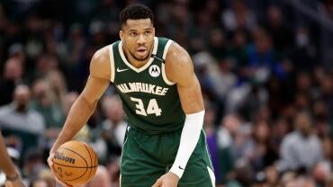 giannis.jpg