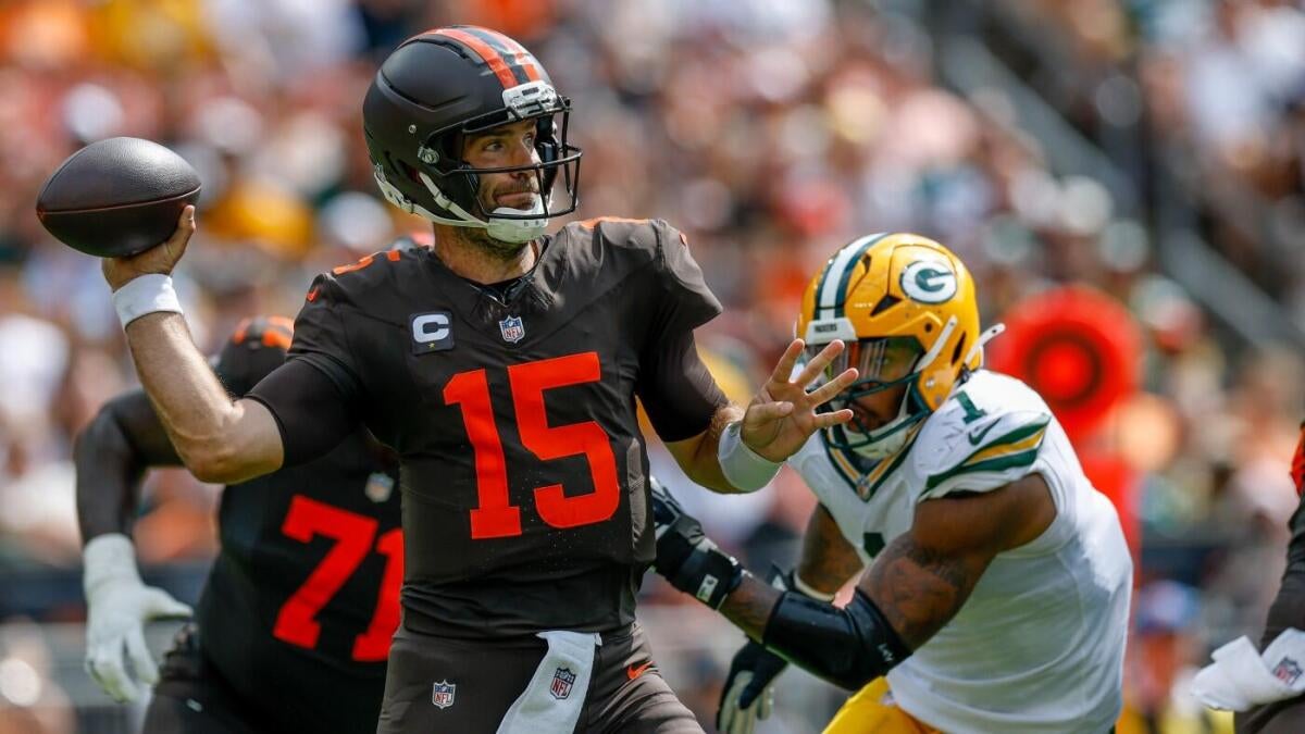 https://sportshub.cbsistatic.com/i/r/2025/10/08/a94886e3-c80c-4170-8e75-a9cee7b1499f/thumbnail/1200x675/31683ab47b084bd7b42db00e70da2c1d/flaccopackers.jpg