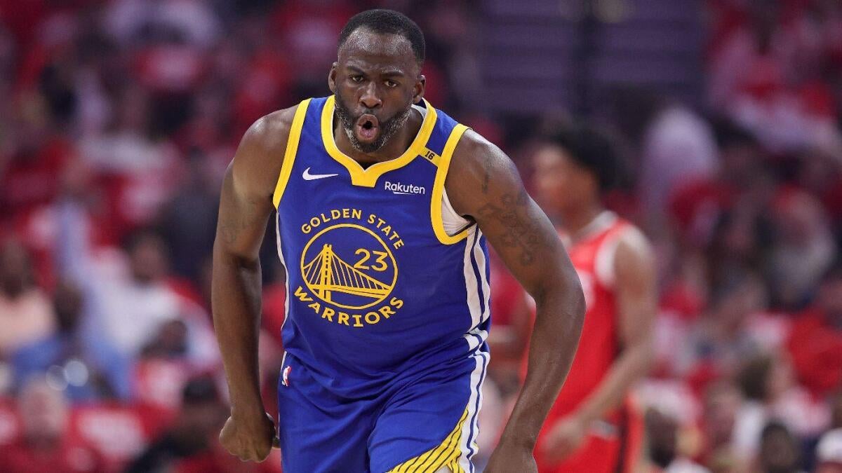 https://sportshub.cbsistatic.com/i/r/2025/10/08/fb794850-528e-48a8-abdf-76d0d2169370/thumbnail/1200x675/818e340460bdc3acdc910f972fa3d2e1/draymond-green.jpg