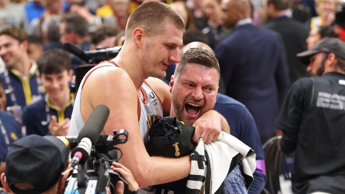 https://sportshub.cbsistatic.com/i/r/2025/10/10/46fdc3dc-6dd9-4563-b357-53e2f850c1ac/thumbnail/1200x675/524a638e6ae10c12d5ce49edebfec477/strahinja-jokic-g-1.jpg