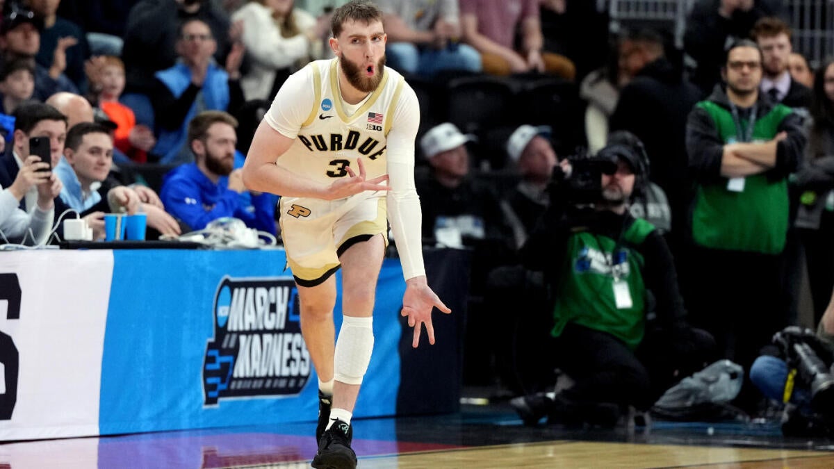https://sportshub.cbsistatic.com/i/r/2025/10/10/91791523-09e8-4e3d-b275-7cb3efe83374/thumbnail/1200x675/2b6240b23c66fabefadfdd333960ac99/gettyimages-2207353377-1.jpg
