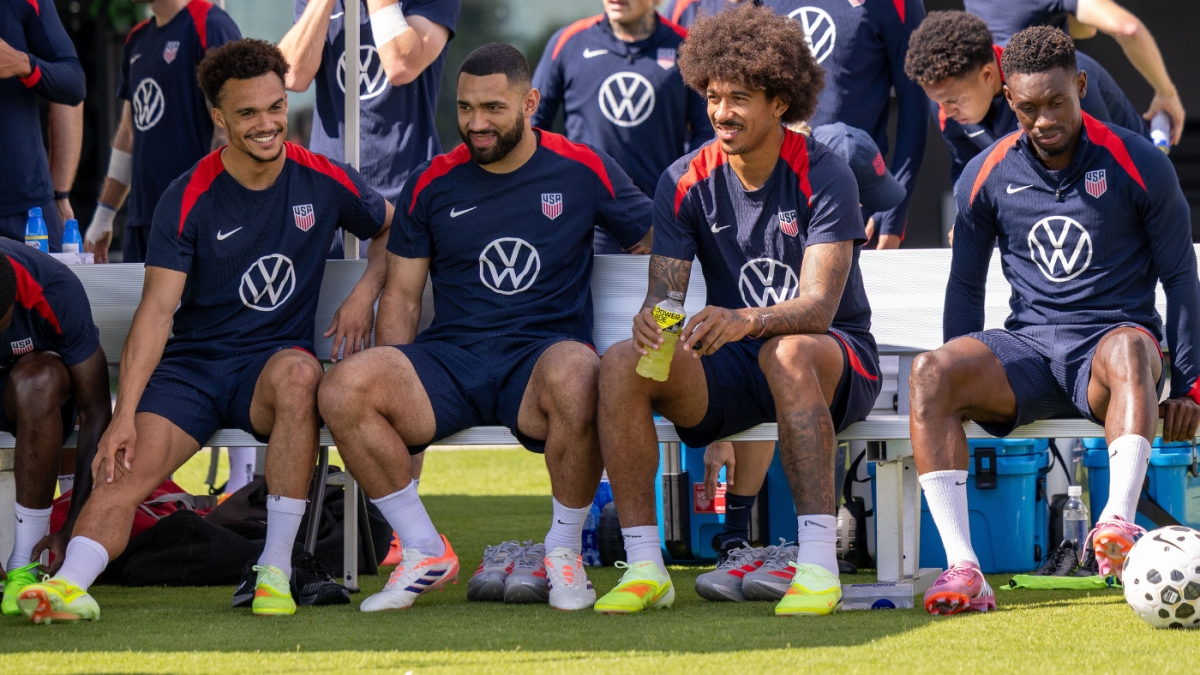https://sportshub.cbsistatic.com/i/r/2025/10/10/9d9da562-360b-480f-a392-56a16d4d5f04/thumbnail/1200x675/16e83fa111ffbe3c876ccfebf9c57b3a/untitled-design-2025-10-10t172050-204.png
