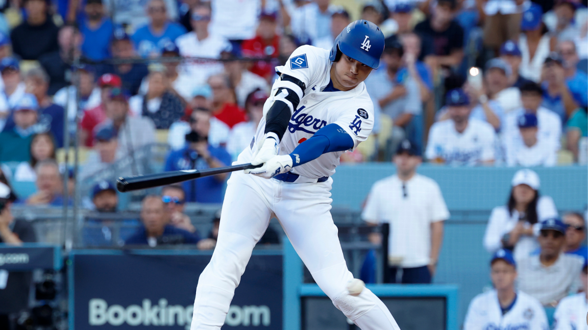 https://sportshub.cbsistatic.com/i/r/2025/10/11/caef10b7-5917-4fc4-b9fa-2592a0df4489/thumbnail/1200x675/985651afc0adf251b2b3b8405832fcd3/ohtani-getty-1.png