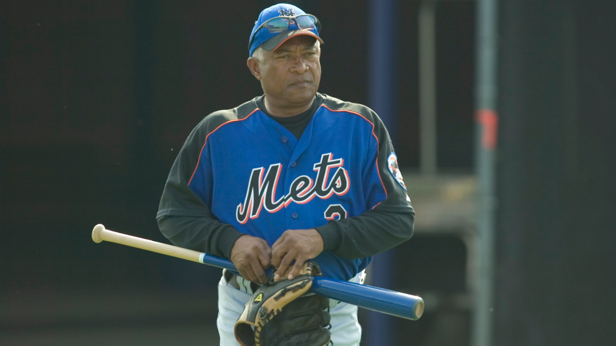 Sandy Alomar Sr. dies at 81: Former MLB participant, coach was father of Roberto and Sandy Jr.