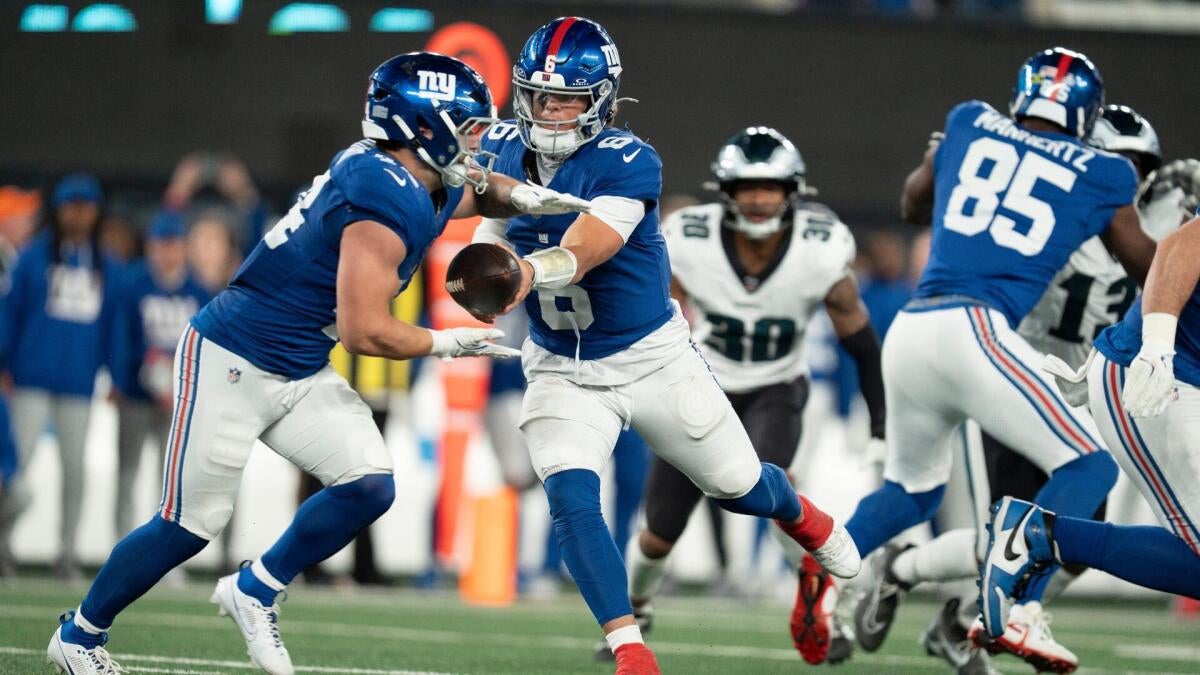 https://sportshub.cbsistatic.com/i/r/2025/10/14/5ed65a3f-cad8-41d6-acaa-43395d2cbf28/thumbnail/1200x675/2abb0edcf0a5890ce111264459f09ca9/skattebo-dart-giants-imagn-cbs.jpg