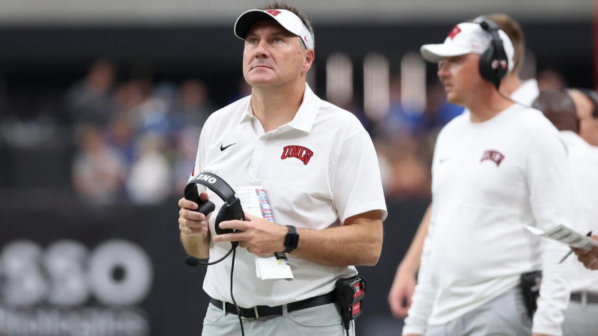 Dan Mullen says 'I'm not going anywhere' when questioned about Penn State coaching search