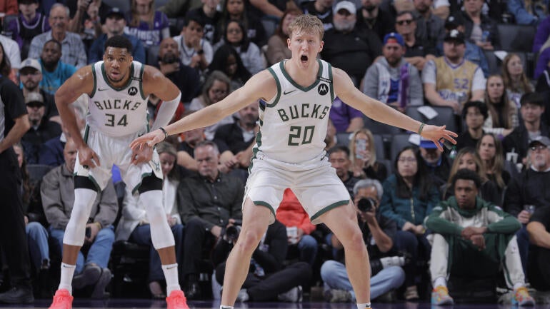 aj-green-bucks.jpg