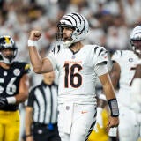 T.J. Watt, Cameron Heyward lament 'unacceptable' showing from Steelers defense 5 Pittsburgh Steelers v Cincinnati Bengals - NFL 2025