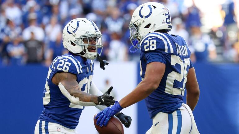 Jonathan Taylor dos Colts em ação