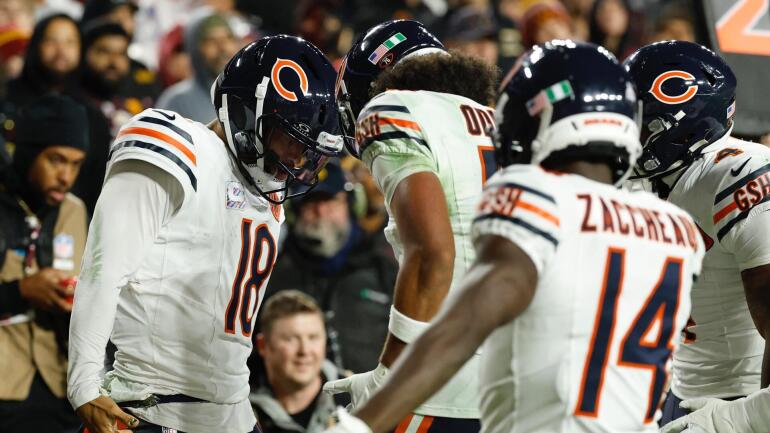 Jogadores do Chicago Bears em campo