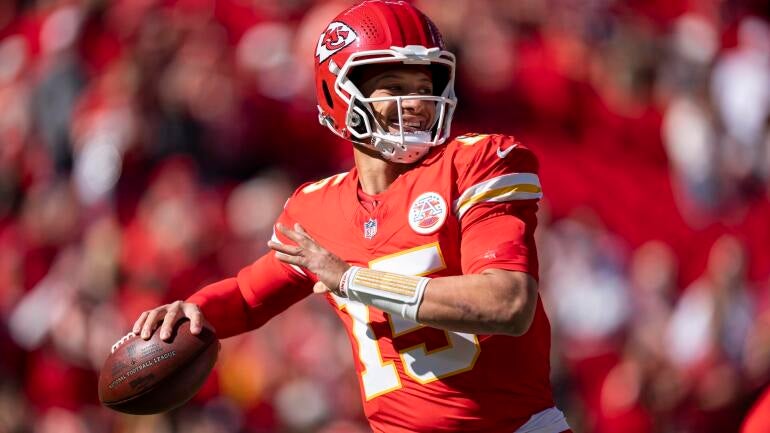 mahomes.jpg