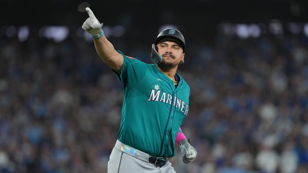 https://sportshub.cbsistatic.com/i/r/2025/10/20/1a5dc22f-443b-488a-9a72-5d5498b87ad2/thumbnail/1200x675/83f779d58fe07e6f7844c121574d8b5b/naylor-imagn-1.png
