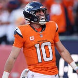 New York Giants v Denver Broncos