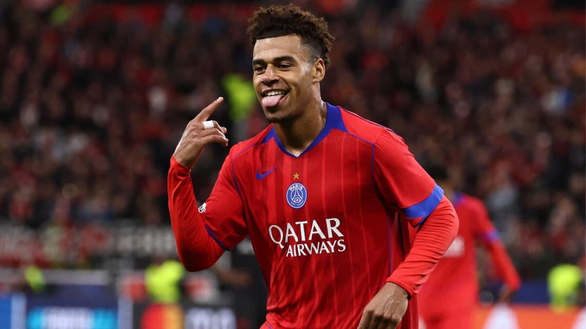 https://sportshub.cbsistatic.com/i/r/2025/10/21/43ffea93-6d9b-4c03-8c93-7201f020a52f/thumbnail/1200x675/8dd19d5a0e03c6d9f8d33869fb11413e/psg-18.jpg