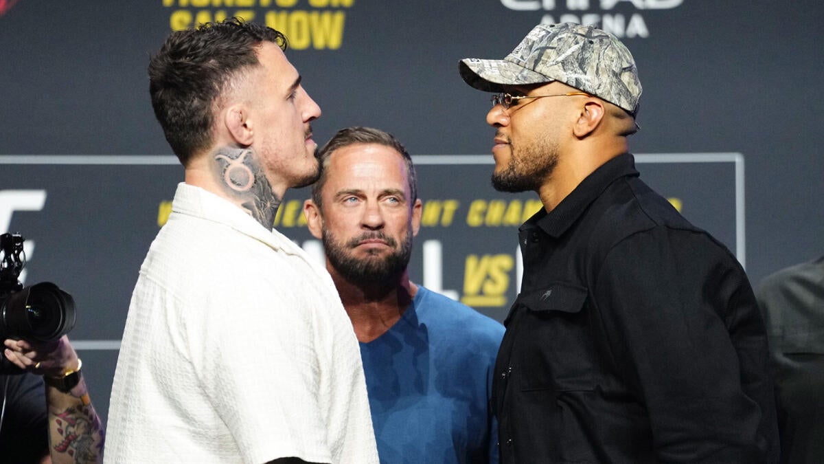 https://sportshub.cbsistatic.com/i/r/2025/10/21/9d87dfef-51d2-482d-9f91-5506c8b4f3ca/thumbnail/1200x675/0fdfb18b46c2a49687bcb40af49ea9ac/aspinall-gane-presser.jpg