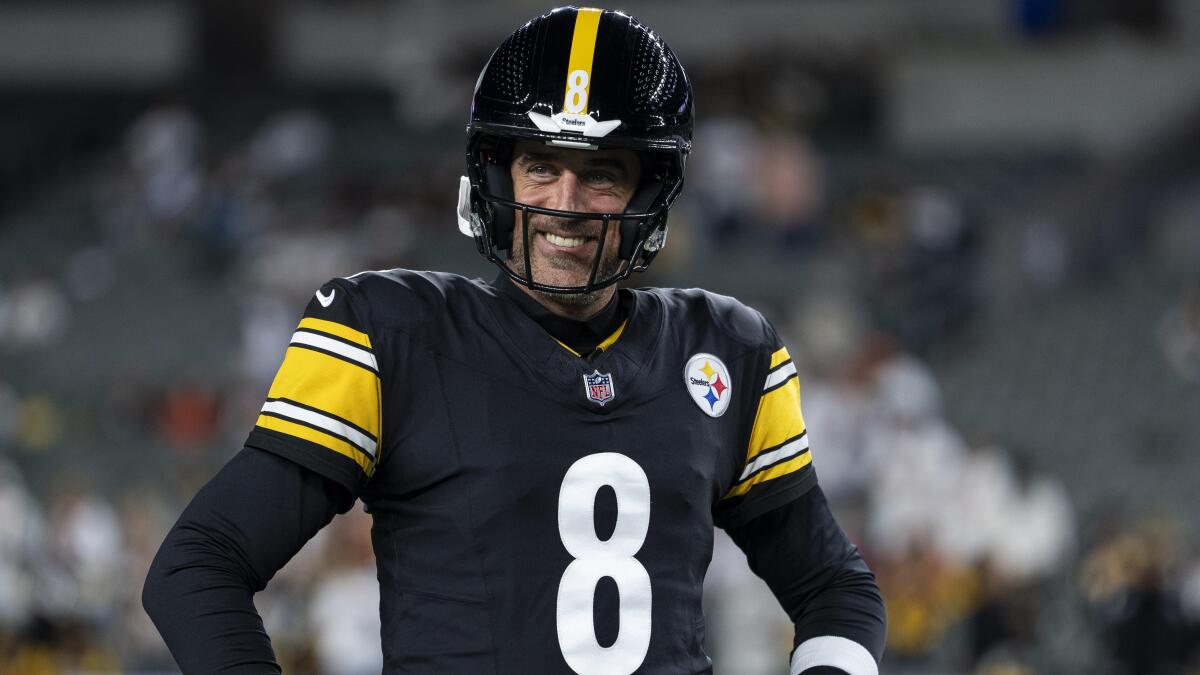 https://sportshub.cbsistatic.com/i/r/2025/10/21/9eb536fb-dbb8-43f4-a6ae-82c9489468fd/thumbnail/1200x675/38e306b740bdd4e55dae92ee36879b1f/aaron-rodgers-steelers-packers.jpg