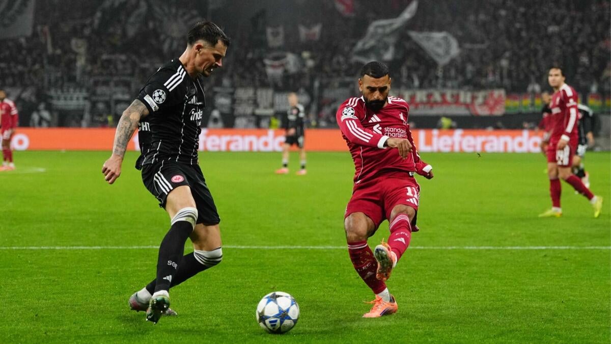https://sportshub.cbsistatic.com/i/r/2025/10/22/0f2b526f-556c-4458-ac7d-416314ed8bdb/thumbnail/1200x675/2169910e4ac5f1108aafbeaa88b459ae/lfc-6.jpg