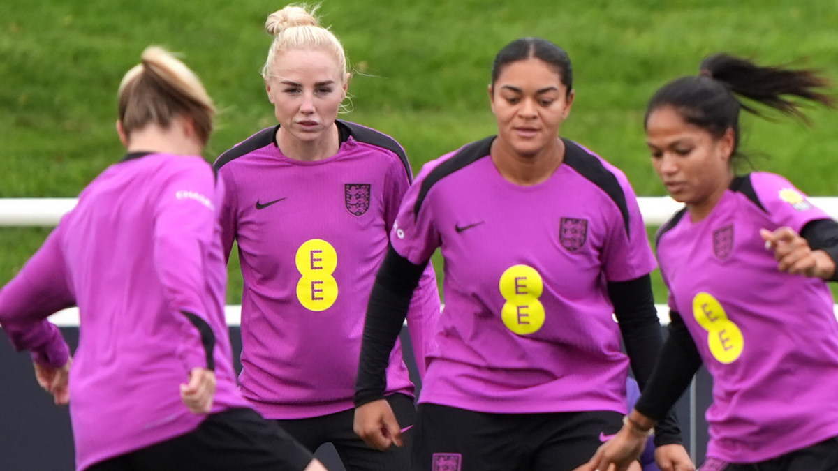 https://sportshub.cbsistatic.com/i/r/2025/10/24/20edda40-346d-4e1f-8ac9-0808829d1829/thumbnail/1200x675/4a8d99ecf37f3e93b2423dbd79a3cc54/untitled-design-2025-10-24t214903-044.png