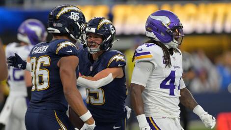 usatsi-gadsden-chargers.jpg