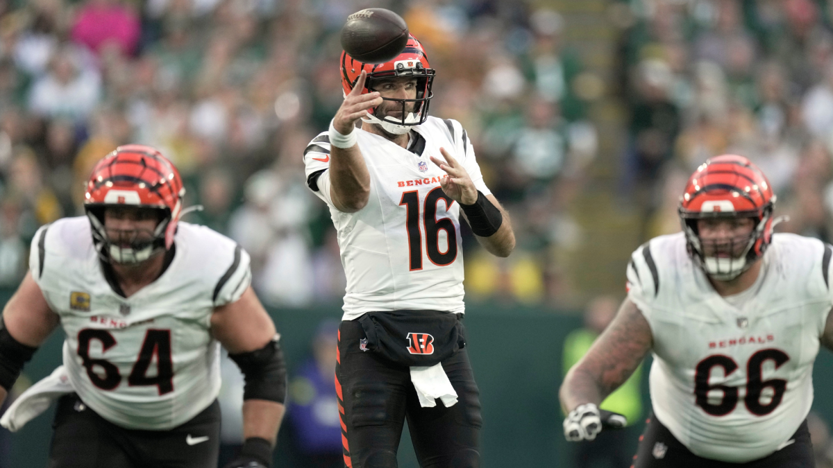 https://sportshub.cbsistatic.com/i/r/2025/10/24/86f907d7-01ad-43a6-8baa-80dfb0cc63b4/thumbnail/1200x675/ac3e9d3a8140cde44791ce168f09eafb/untitled-design-2025-10-24t125235-715.png