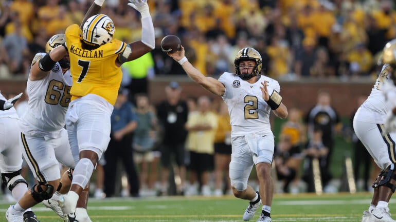 COLLEGE FOOTBALL: SEP 21 Vanderbilt at Missouri