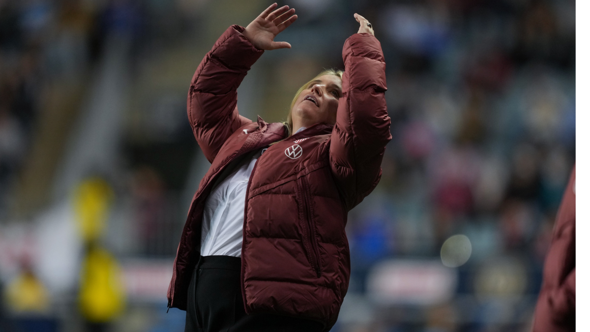 https://sportshub.cbsistatic.com/i/r/2025/10/24/e8290dd4-b7b5-455b-8cb7-f9ecb9bfb229/thumbnail/1200x675/28313455f57e1f45312afd2b5871781b/untitled-design-2025-10-24t172649-638.png