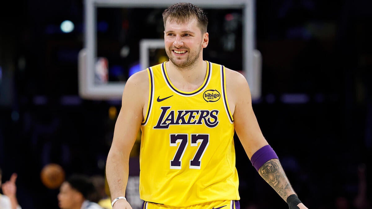 Skinny Luka Dončić is already making the struggling Mavericks look silly