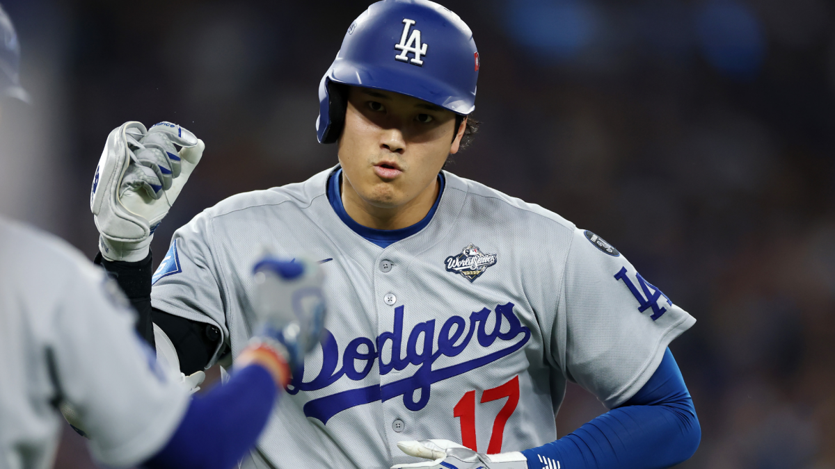 https://sportshub.cbsistatic.com/i/r/2025/10/25/4aa5d33e-1dcb-4e78-95fa-788e4e978826/thumbnail/1200x675/b45b95dd37ddcb0ae397e0bec303ce1d/ohtani-game-1-getty.png