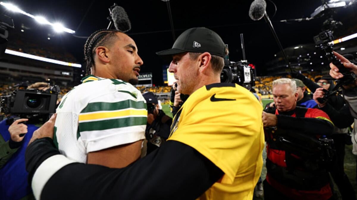 Aaron Rodgers ‘upset’ after shedding to Packers; Steelers QB praises Jordan Love’s efficiency Aaron Rodgers ‘upset’ after shedding to Packers; Steelers QB praises Jordan Love’s efficiency