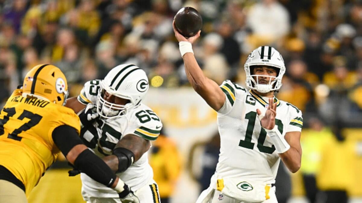 Jordan Love matches certainly one of Brett Favre’s franchise data as Packers defeat Steelers and Aaron Rodgers Jordan Love matches certainly one of Brett Favre’s franchise data as Packers defeat Steelers and Aaron Rodgers