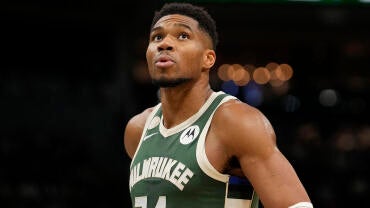 giannis-bucks-g.jpg