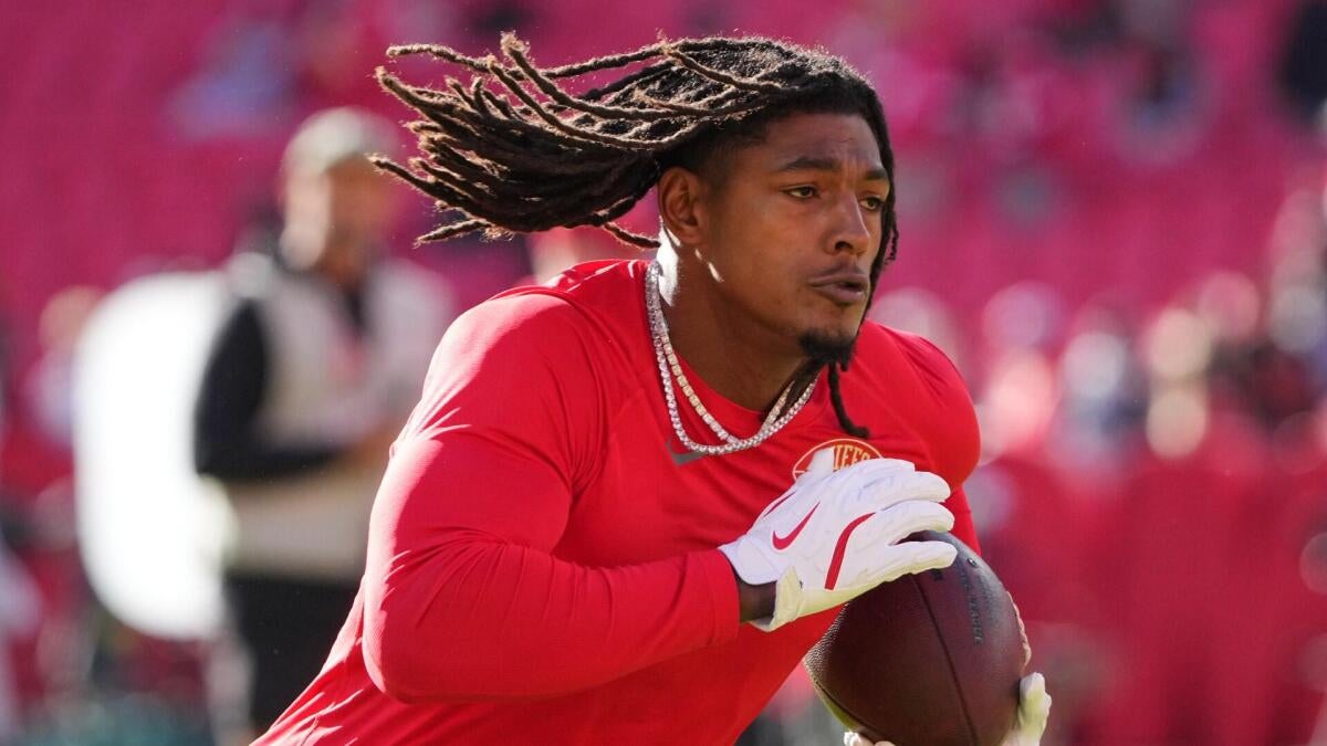 Image for Isiah Pacheco injury update: Chiefs RB considered week-to-week with MCL sprain, per report