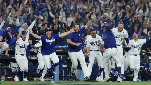 Dodgers vs. Blue Jays World Series Game 4 prediction, odds and best bets -  CBS Sports