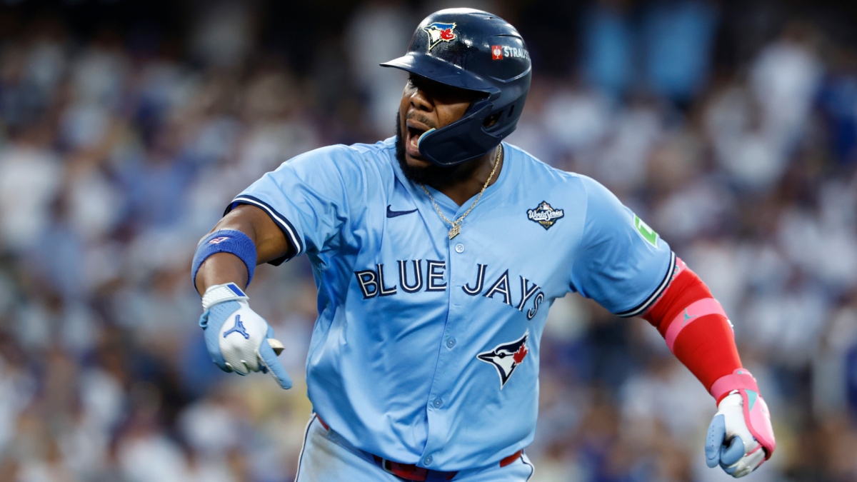 World Series Game 4 score, takeaways: Blue Jays cruise to easy win, even series at 2 World Series Game 4 score, takeaways: Blue Jays cruise to easy win, even series at 2