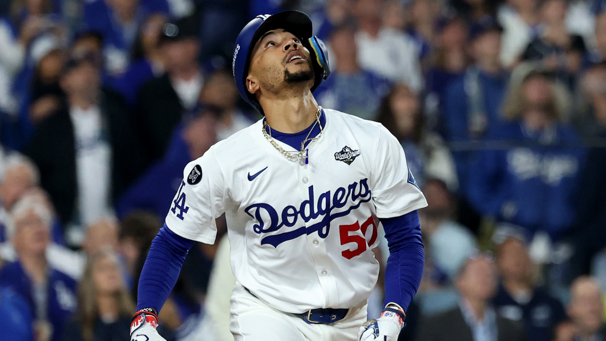World Series Game 5 live updates: Dodgers make lineup change vs. Blue Jays World Series Game 5 live updates: Dodgers make lineup change vs. Blue Jays