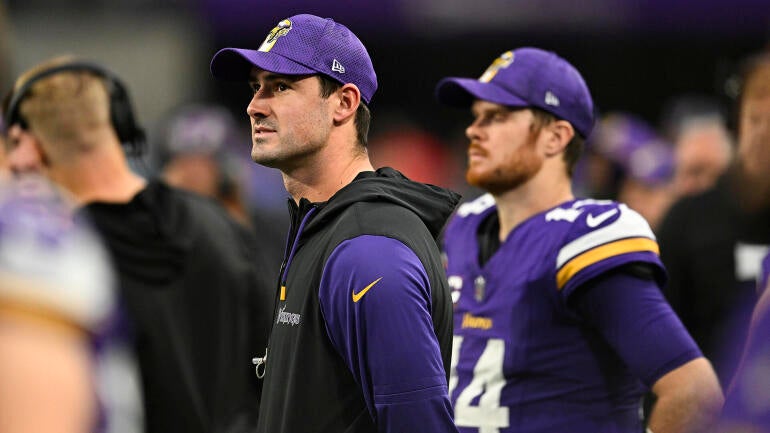 daniel-jones-sam-darnold-vikings-g.jpg