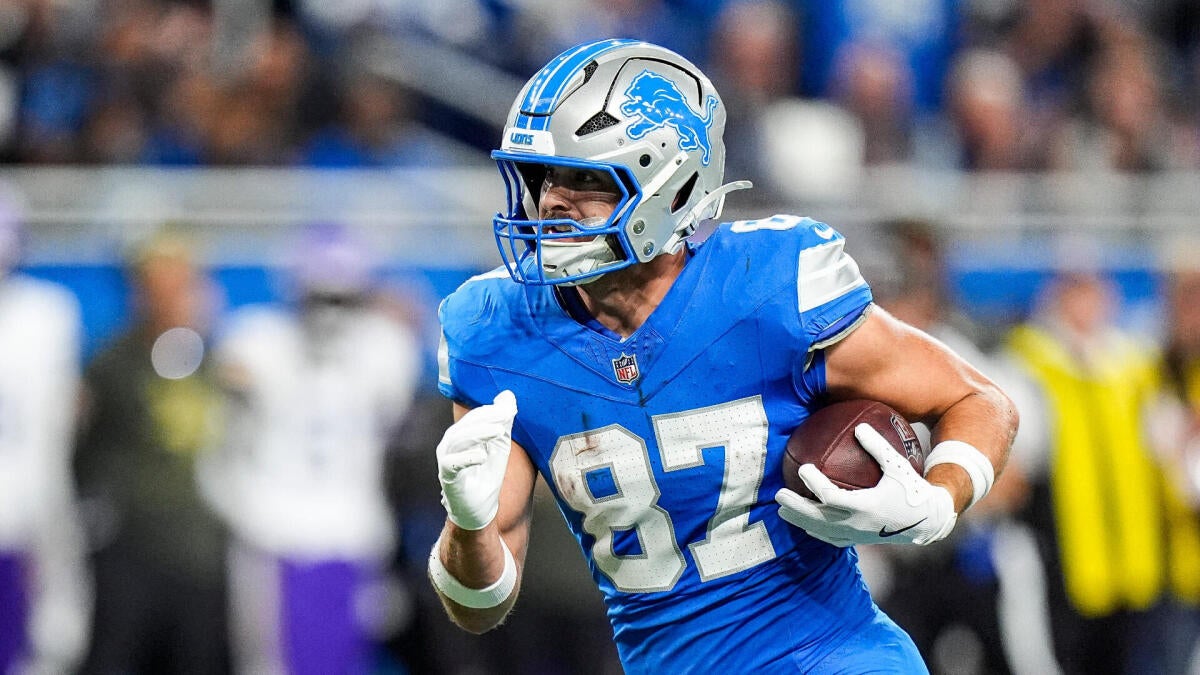 https://sportshub.cbsistatic.com/i/r/2025/11/04/47300b2d-e3c5-47a2-bf33-dbe2f5cdb1e7/thumbnail/1200x675/10efe30e9eb376b30ed015479a391bfc/sam-laporta.jpg