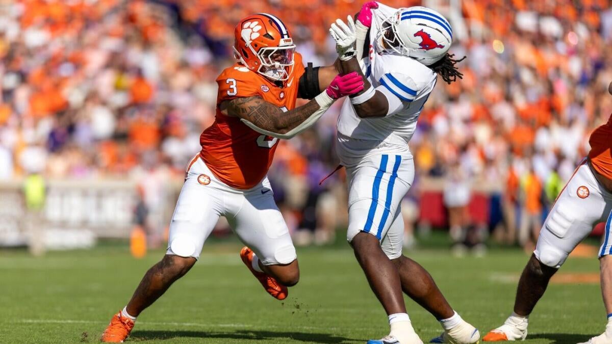 2026 NFL mock draft: Cowboys land playmakers to rebuild damaged protection