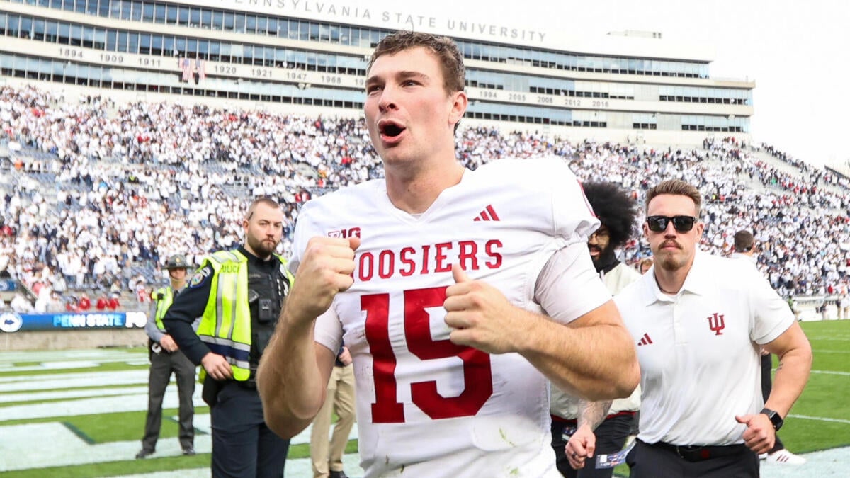 2025 Heisman Trophy odds, Week 12 outlook: Fernando Mendoza's heroics place Indiana star atop four-QB race