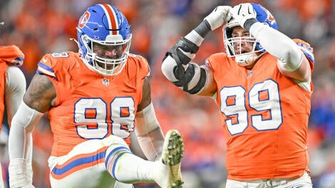 getty-jonathan-franklin-myers-zach-allen-broncos.jpg