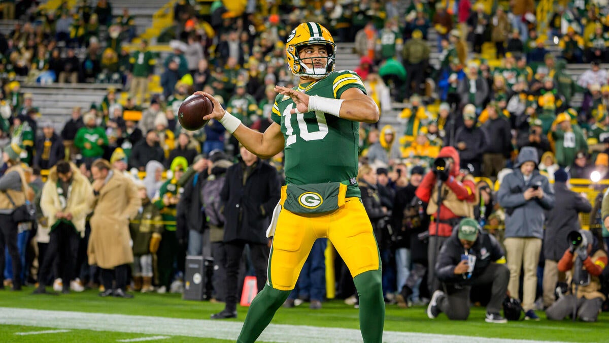 NFL Week 15 picks: Our experts break down Packers-Broncos, Patriots-Bills and a loaded Sunday slate