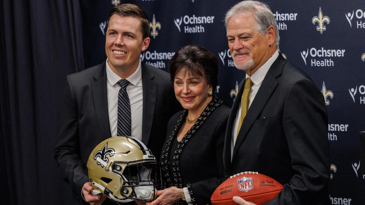 Saints owner Gayle Benson fires back at fan criticism, says firing GM Mickey Loomis would be 'ridiculous'