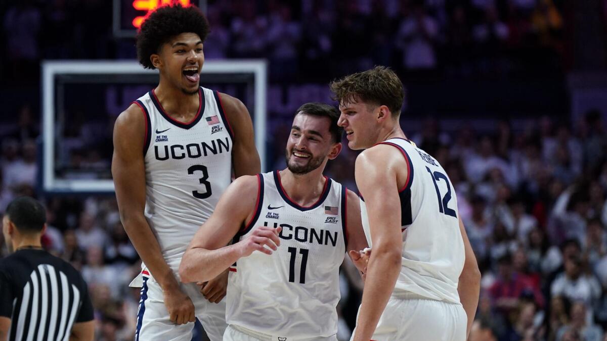 Where to watch UConn vs. BYU: TV channel, stream, odds, spread, prediction, pick